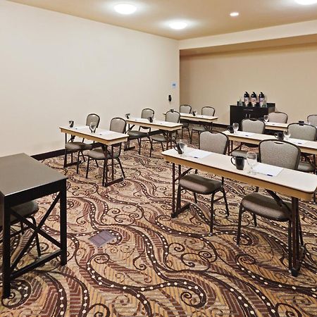 Holiday Inn Express & Suites Oklahoma City Nw - Quail Springs By Ihg Luaran gambar