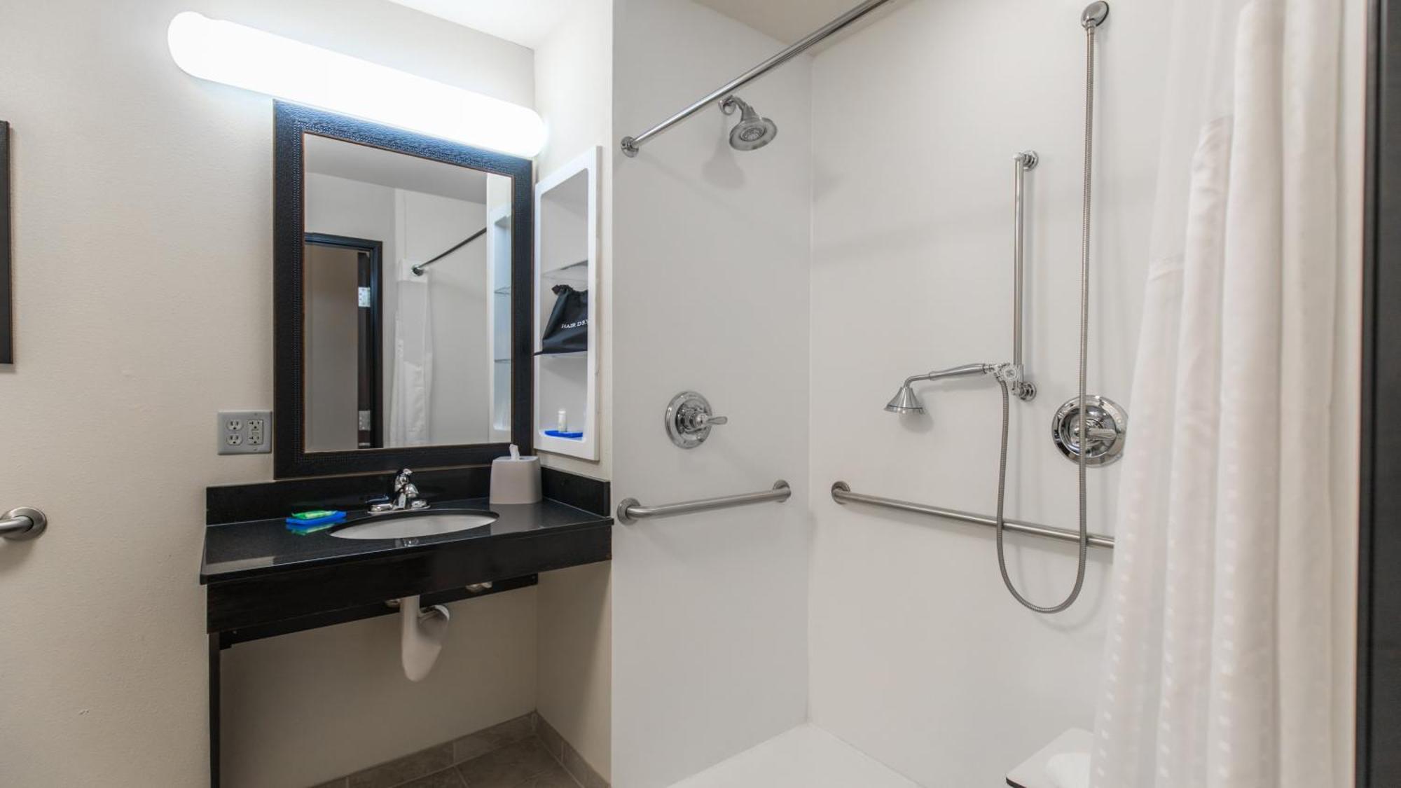 Holiday Inn Express & Suites Oklahoma City Nw - Quail Springs By Ihg Luaran gambar